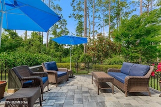 97 Scotch Pebble Dr, Saint Johns, FL 32259