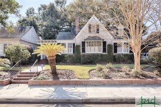 307 E 50th St, Savannah, GA 31405