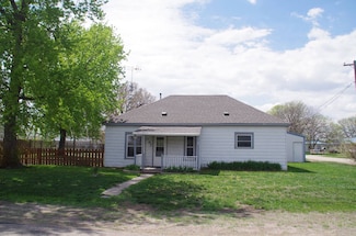 307 Curran Ave, Ansley, NE 68814