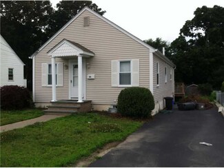 65 Rockwood Ave, Cranston, RI 02920