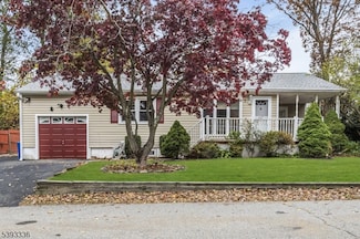 5 Arthur Rd, Stanhope, NJ 07874
