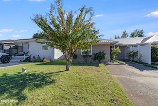1025 W 11th Ct, Panama City, FL 32401