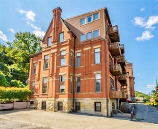 66 Pius St Unit 103, Pittsburgh, PA 15203