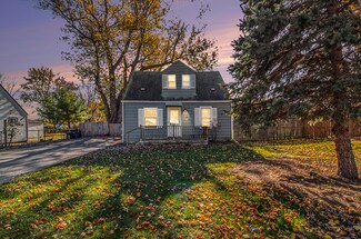 25167 Charles St, Taylor, MI 48180