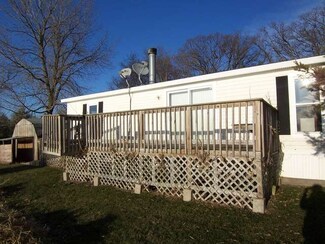 54 Beacon Bay, Lakemoor, IL 60051