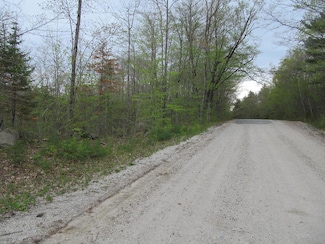 011N Concord Pond Rd, Woodstock, ME 04255