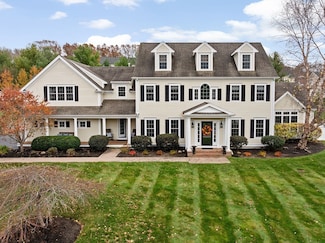 9 Cranberry Ln, Hingham, MA 02043