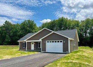 105 14th St, Grottoes, VA 24441