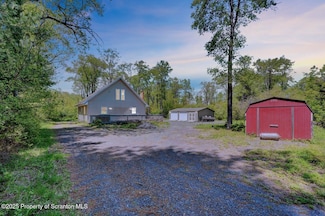 191 Pennsylvania 435, Clifton Township, PA 18424
