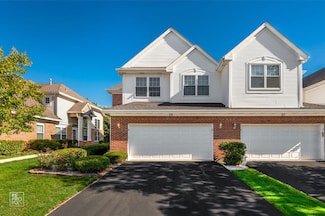 29 Bay Dr, Itasca, IL 60143