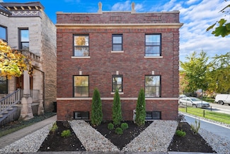 4153 N Hermitage Ave Unit 2, Chicago, IL 60613