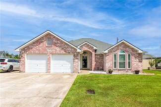 2320 Country Club Dr, La Place, LA 70068