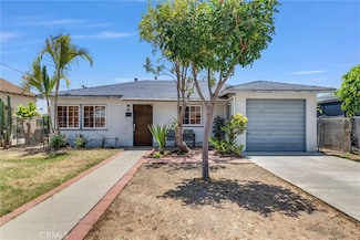 704 E Stearns Ave, La Habra, CA 90631