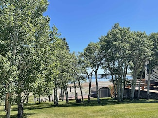 11 W Shore Duck Lake Rd, Babb, MT 59411