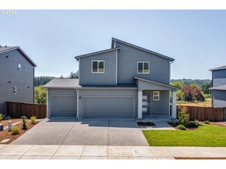 1120 W 15th St, La Center, WA 98629