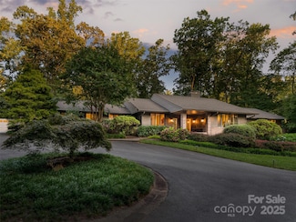 14 Stuyvesant Crescent, Asheville, NC 28803