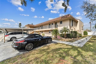 9945 47th Ave N Unit 206, Saint Petersburg, FL 33708