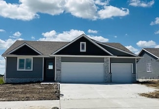 1430 Werthman Dr, Waukee, IA 50263