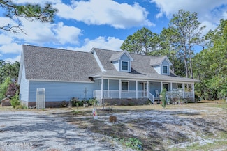 998 Trevino Rd, Southport, NC 28461