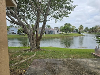 9478 Palm Cir S, Pembroke Pines, FL 33025