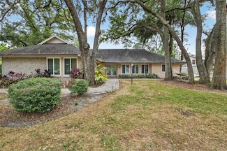 6317 E 113th Ave, Temple Terrace, FL 33617