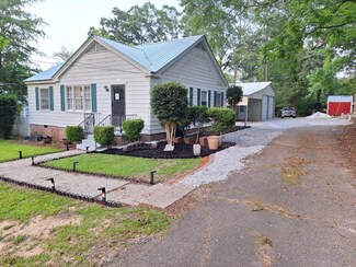 3115 N 5th Ave, Laurel, MS 39440