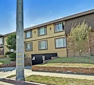 4633 Marine Ave Unit 107, Lawndale, CA 90260