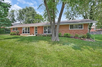 9431 Engel Ln, Saint Louis, MO 63132