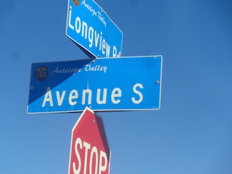 Aves4 E 142 Th Ste, Palmdale, CA 93591