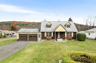 420 Castle Creek Rd, Binghamton, NY 13901