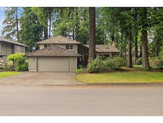 17135 SW Rivendell Dr, Portland, OR 97224