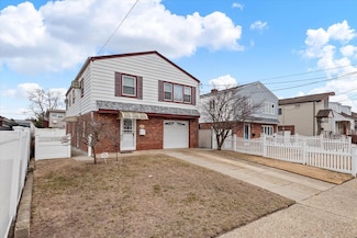 163-11 96th St, Howard Beach, NY 11414