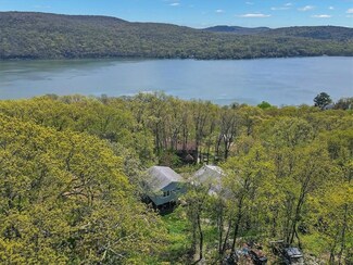 186 Brook Trail, Greenwood Lake, NY 10925
