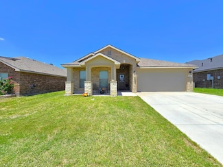 14 Iron Wood Ct, Odessa, TX 79765