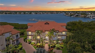 1520 Star Point Ln Unit 4-401, Naples, FL 34112