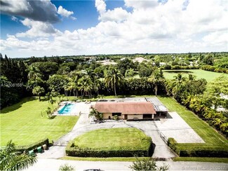 12590 SW 13th St, Davie, FL 33325