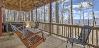 58 Ridgehaven Ln, Ellijay, GA 30536
