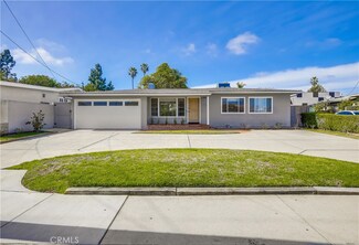 1943 Maple Ave, Costa Mesa, CA 92627