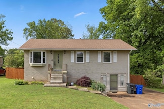 214 Pamplin Ave, Florence, AL 35633