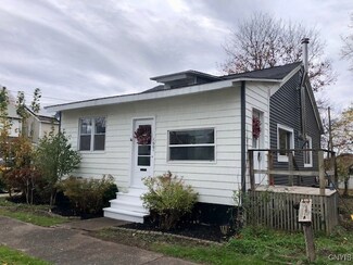 1601 Baxter Ave, Utica, NY 13502