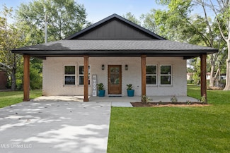 3203 Detroit Ave, Pascagoula, MS 39581