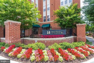 2665 Prosperity Ave Unit 339, Fairfax, VA 22031