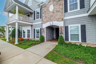 36 Nicole Ct, Copiague, NY 11726