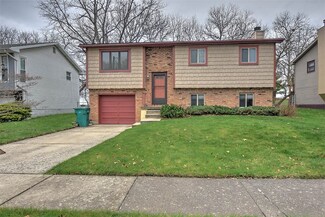 3654 Plover Dr, Decatur, IL 62526