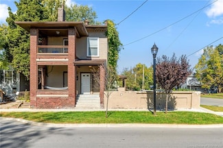 531 E Chestnut St, Jeffersonville, IN 47130