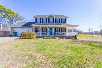 136 Lake Shore Dr, Chatsworth, GA 30705