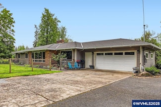 10588 Crosby Rd NE, Woodburn, OR 97071