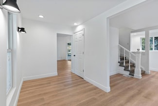 89 W Maple St, North Lewisburg, OH 43060