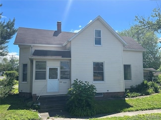 126 N Union St, Staunton, IL 62088