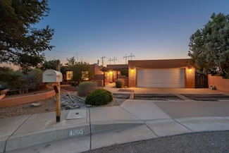 4205 Landau St NE, Albuquerque, NM 87111